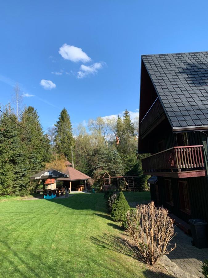 Gosciniec Pod Smrekami Bed & Breakfast Czorsztyn Exterior foto
