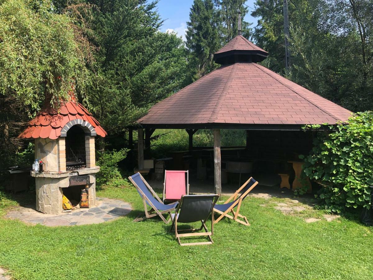 Gosciniec Pod Smrekami Bed & Breakfast Czorsztyn Exterior foto